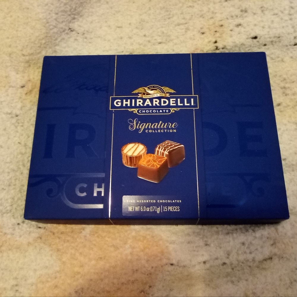 Ghirardelli Chocolate Signature Collection Blue Box Empy